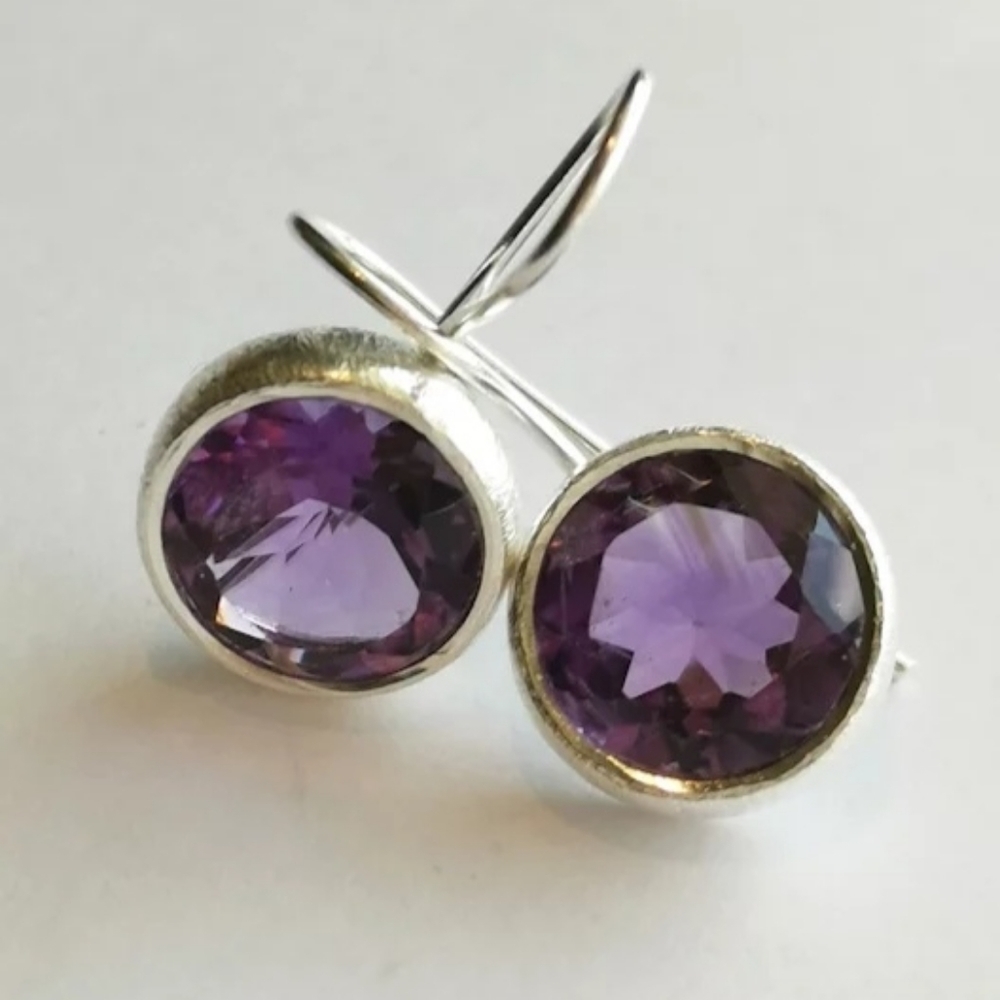 Brushed sterling silver round amethyst drop earrings 🆕 - Picture 9 of 9